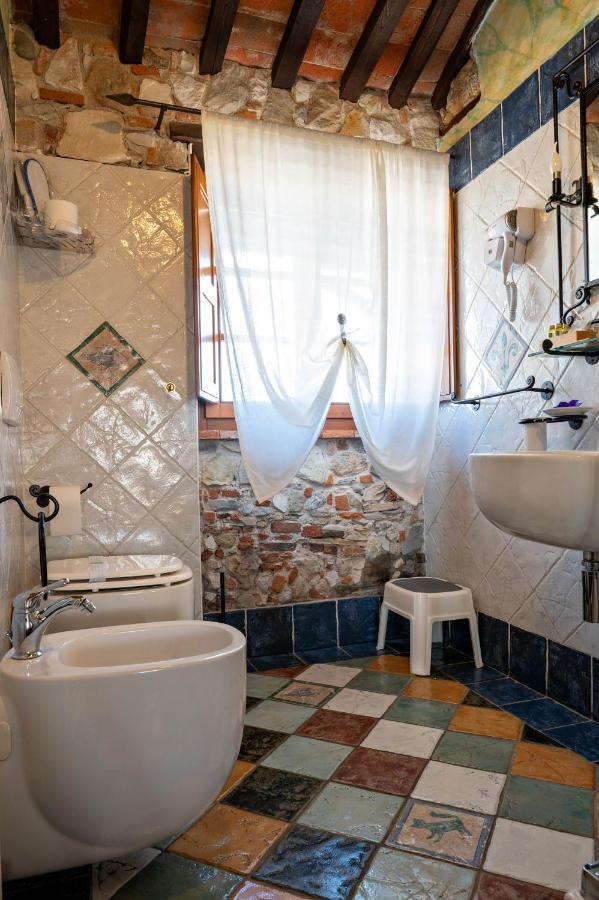 Luxury Corte Di Re Artu Lukka Zewnętrze zdjęcie