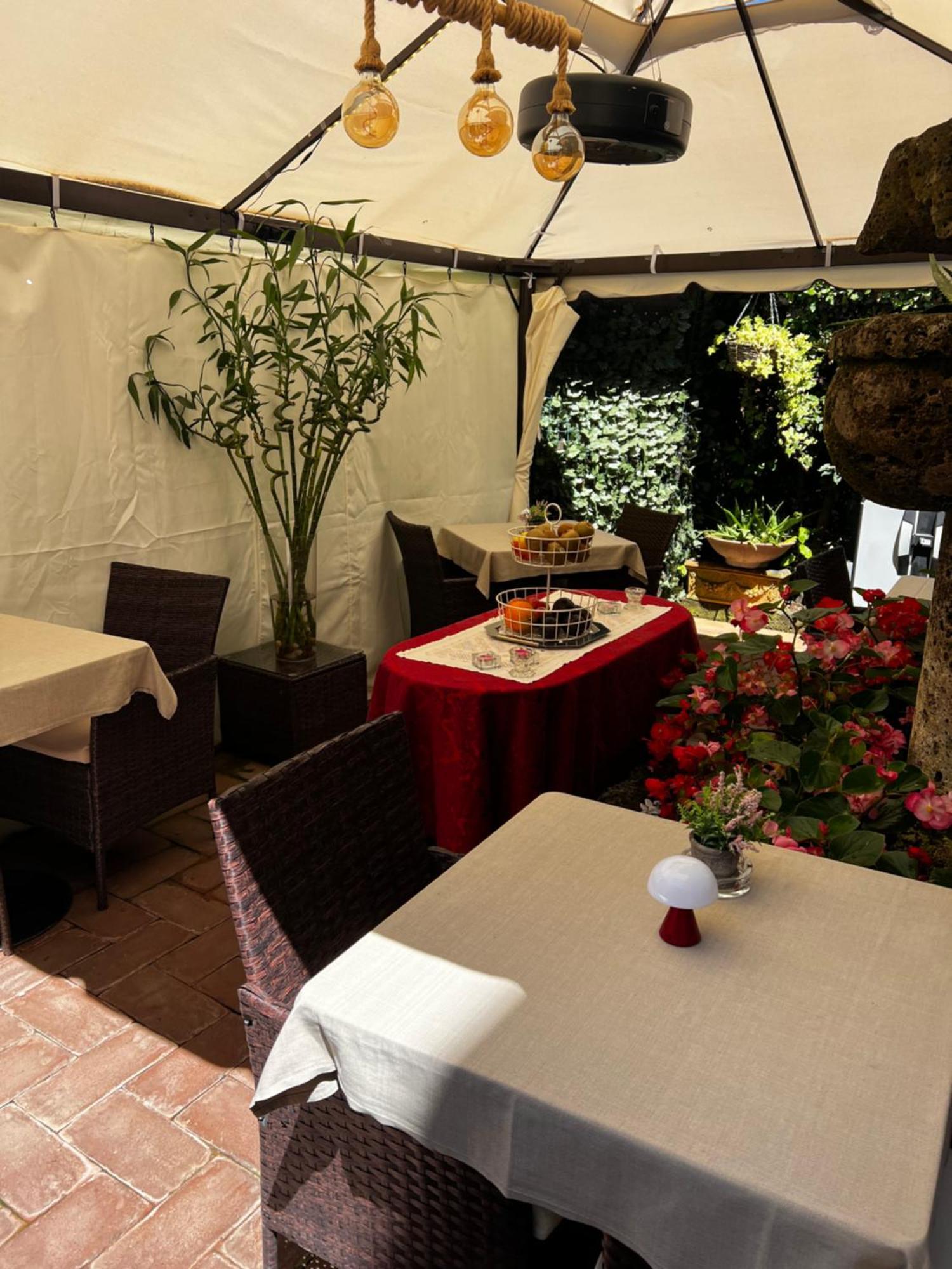 Luxury Corte Di Re Artu Lukka Zewnętrze zdjęcie