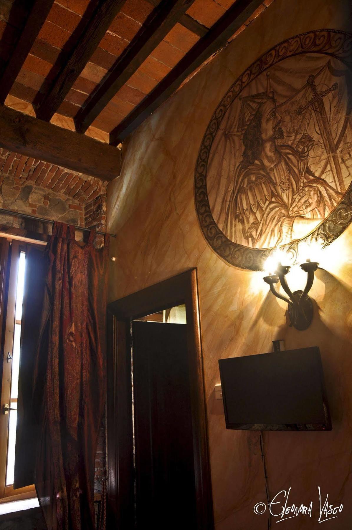 Luxury Corte Di Re Artu Lukka Zewnętrze zdjęcie
